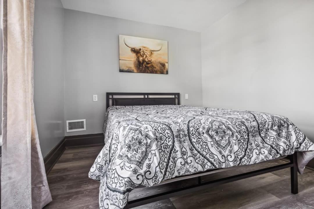 Spacious 5br 2bath Near The Falls & Casino Holiday home *